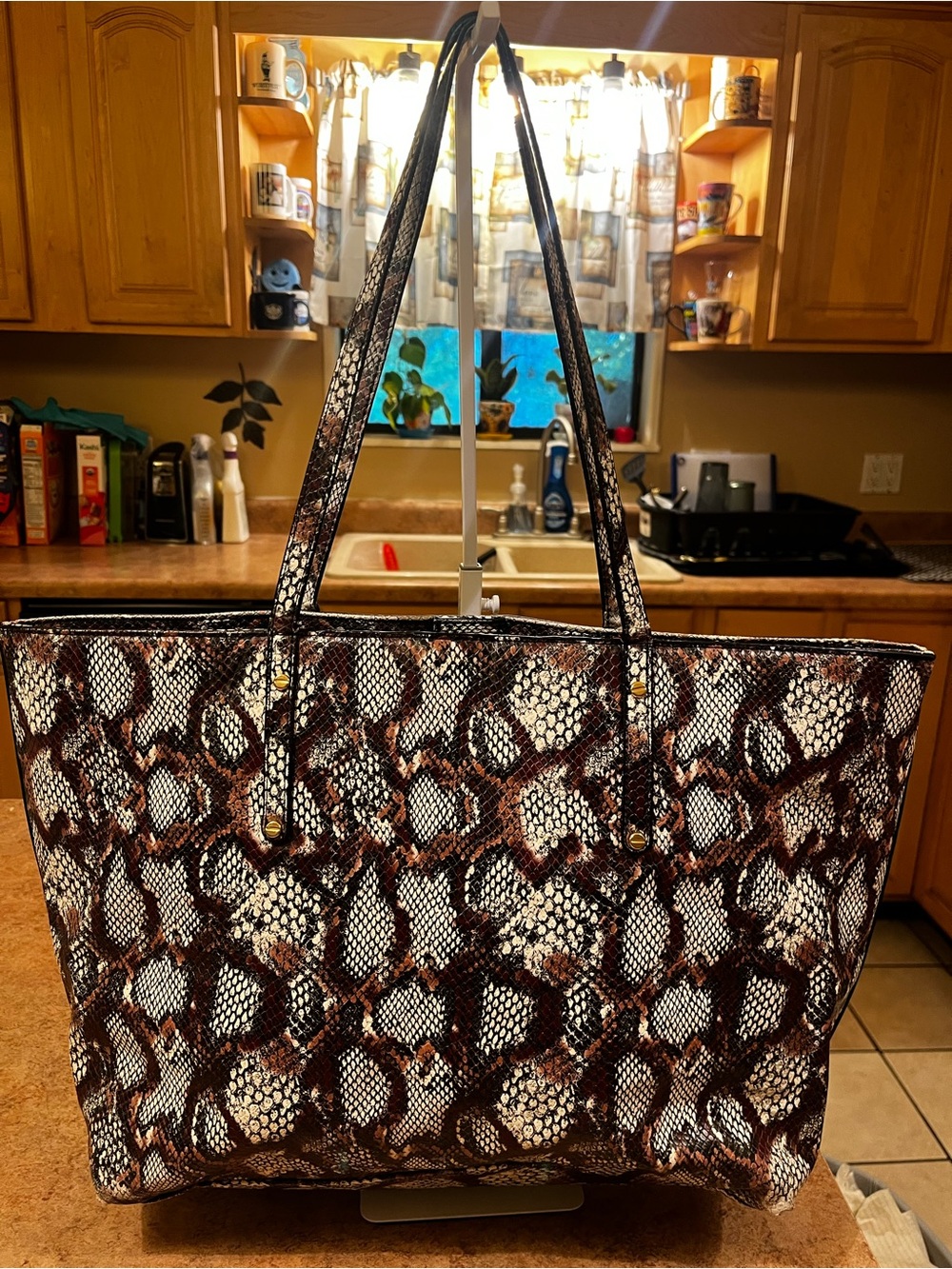 Snake-Print Tote Bag in Brown and Cream